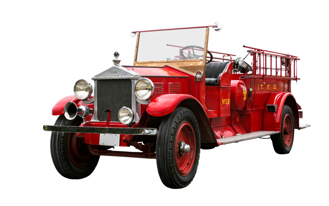 Dinas Damkar Kuningan Bantu Kecelakaan di Lapangan